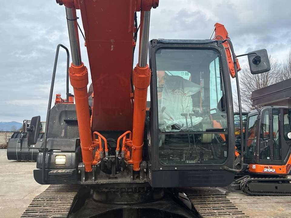 Hitachi ZX210LCN-5B Foto 7