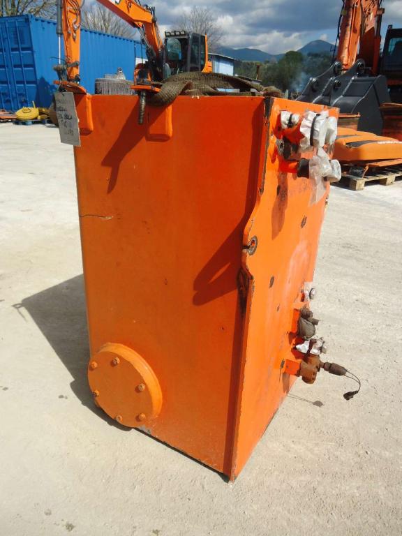 Serbatoio olio idraulico per Fiat Kobelco W190 Foto 3