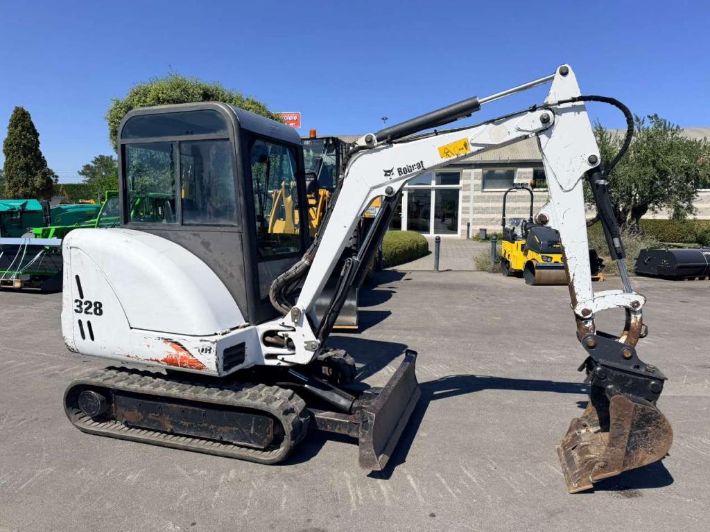 Bobcat 328 Foto 2