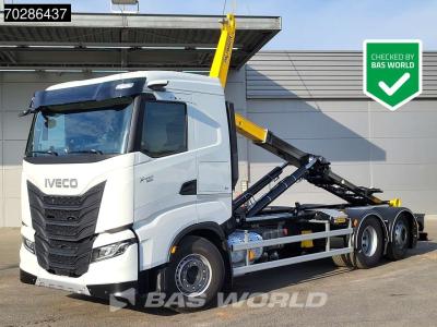 Iveco X-Way 580 6X2 Palfinger PHT20SLD5 Hooklift Lift+steering Axle Automatic Navi ACC LED Euro 6 in vendita da BAS World B.V.