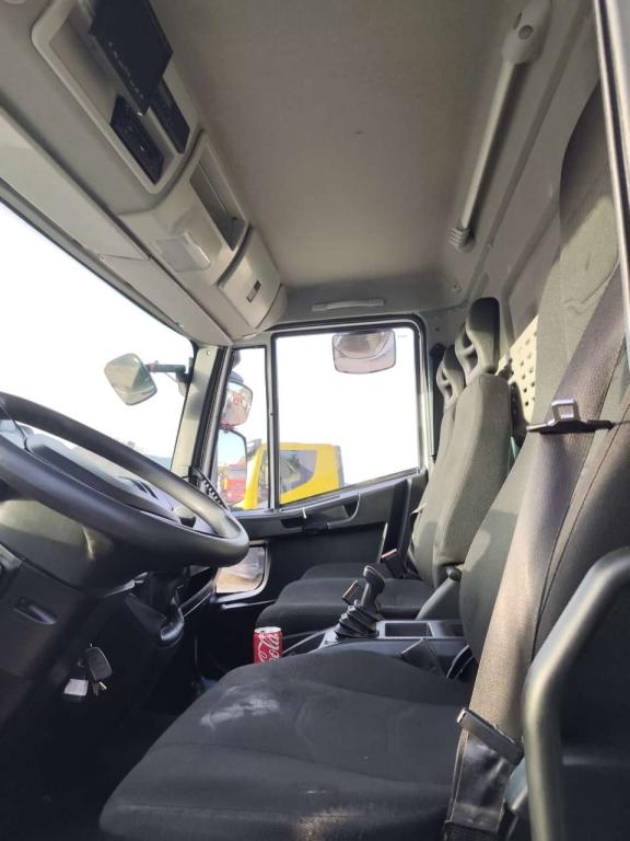 Iveco EUROCARGO 120-190L Foto 7