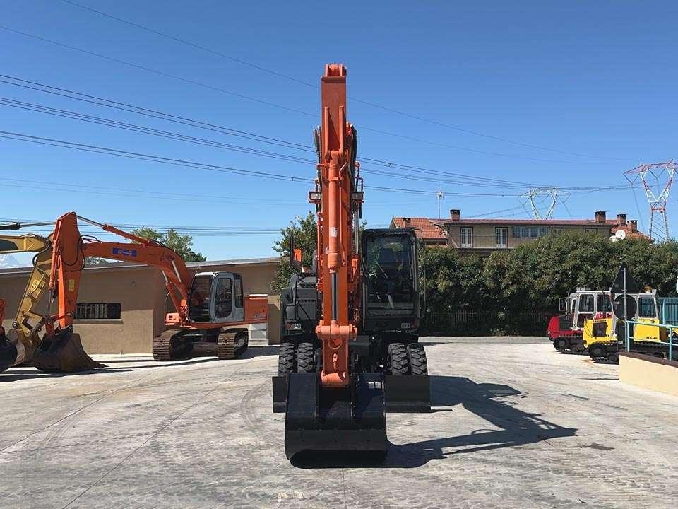 Hitachi ZX170W-5B 4X4 Foto 23