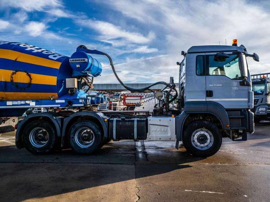 Man TGS 33.420 BBS + SEMI LIEBHERR 12M3 Foto 3