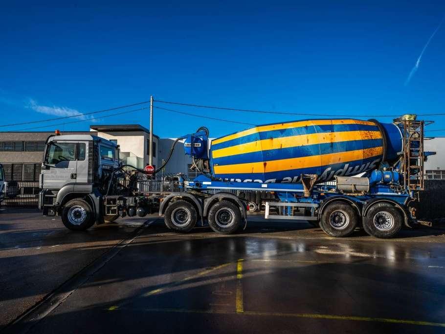 Man TGS 33.420 BBS + SEMI LIEBHERR 12M3 Foto 6