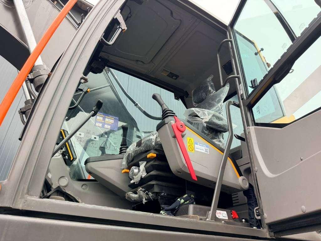 Volvo EC210 Foto 7