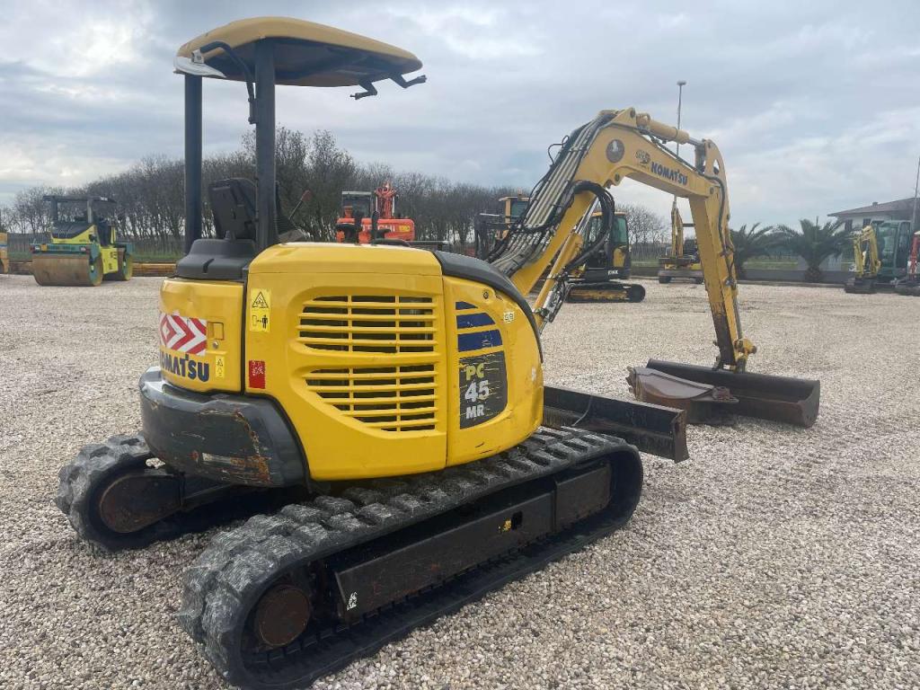 Komatsu PC45 MR-3 Foto 3