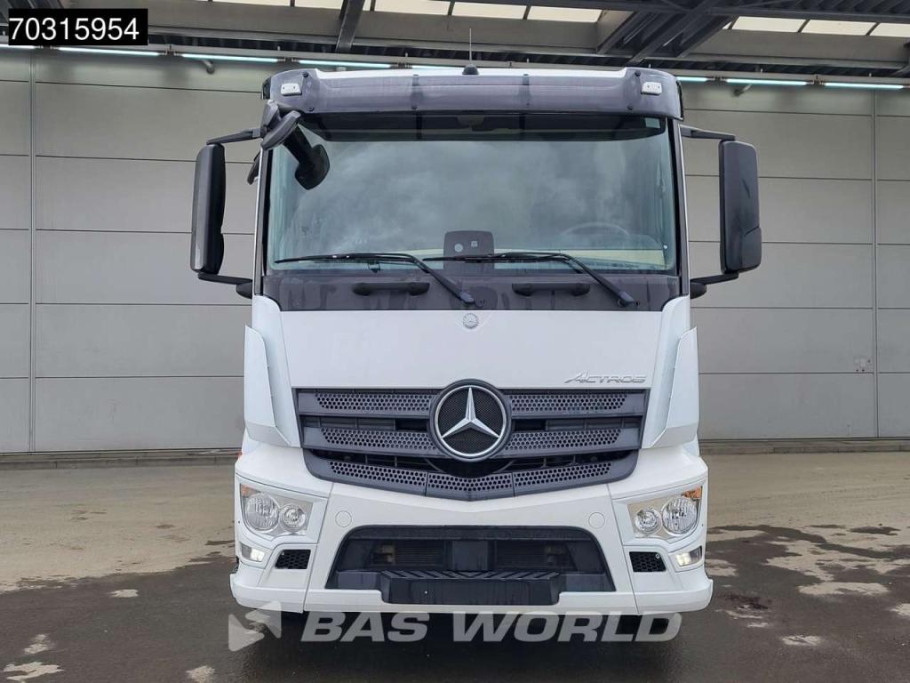 Mercedes-Benz Actros 1843 4X2 ClassicSpace Retarder Foto 6