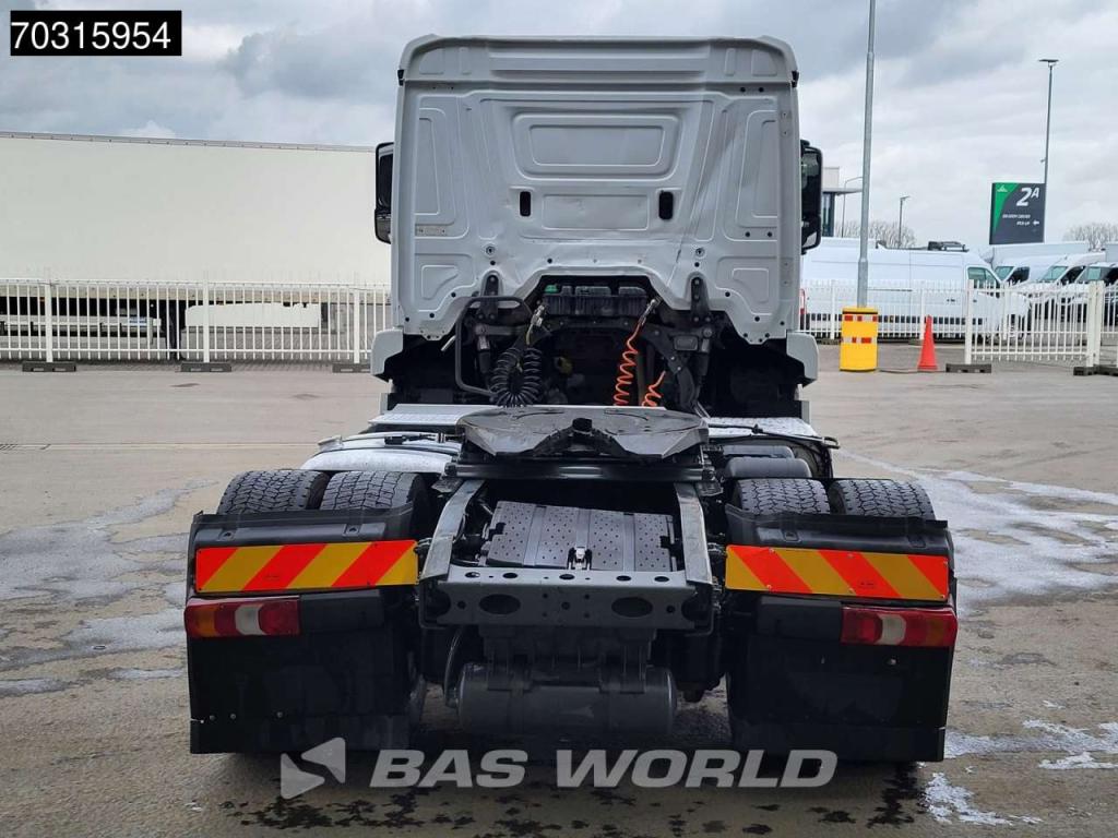 Mercedes Actros 1843 4X2 ClassicSpace Retarder Foto 10