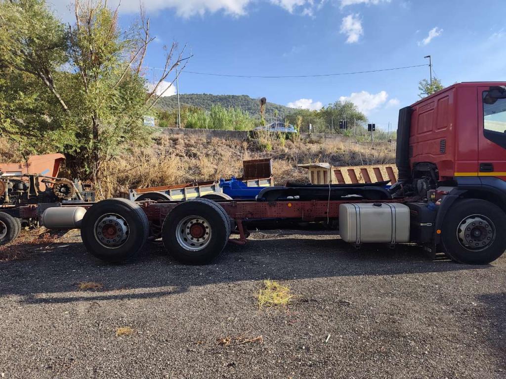 Iveco STRALIS HI-STREET 260S31 Foto 10