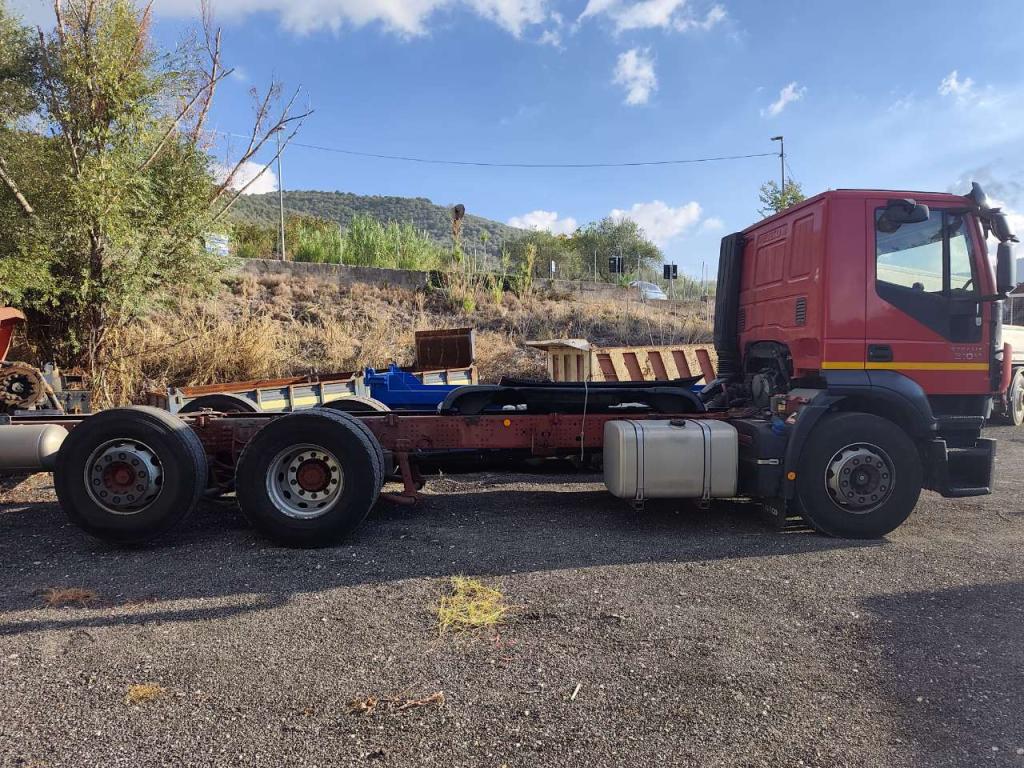 Iveco STRALIS HI-STREET 260S31 Foto 19