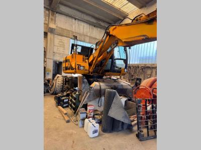 JCB JS130W in vendita da Omeco Spa