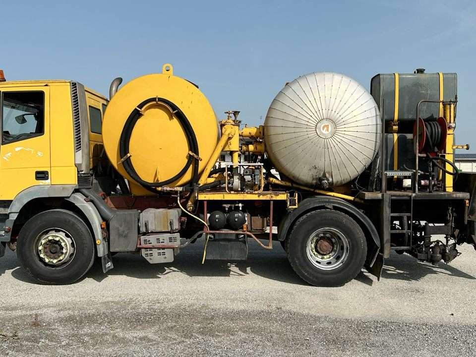 Iveco Eurotech - 190E 27  CURSOR Foto 2
