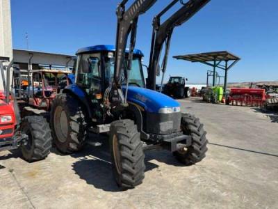 New Holland TD 95D in vendita da Buccione Commerciale Srl