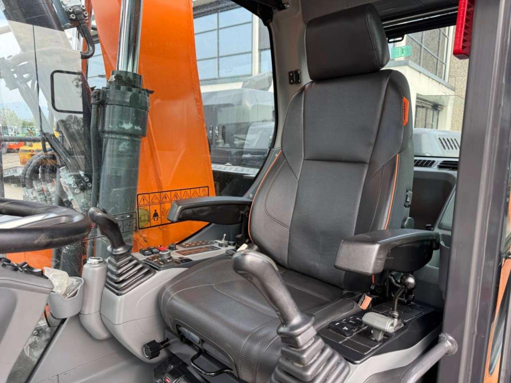 Develon DX165 WR-7 Foto 18