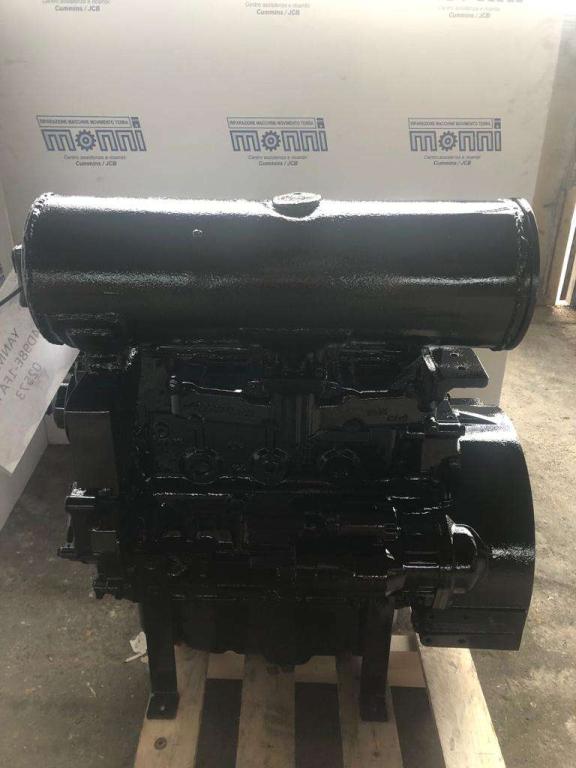 Yanmar 4D98 Foto 4