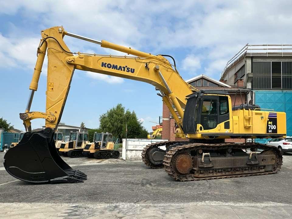 Komatsu PC700 LC-8E0 Foto 1