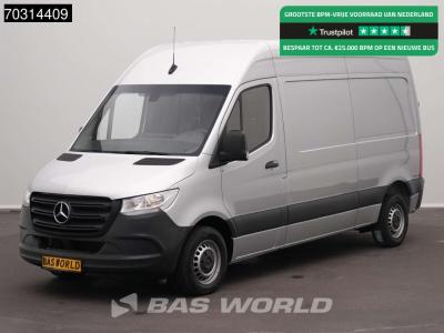 Mercedes-Benz Sprinter 215 CDI Automaat 150pk L2H2 MBUX Camera Airco Parkeersensoren CarPlay Euro6 L2 Airco in vendita da BAS World B.V.