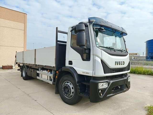 Iveco ML 180-250 Foto 2