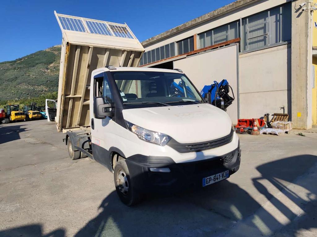 Iveco DAILY 35-120 Foto 10
