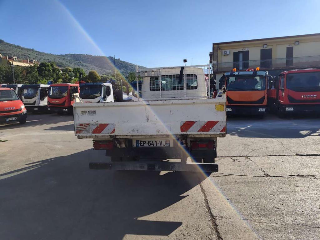 Iveco DAILY 35-120 Foto 23