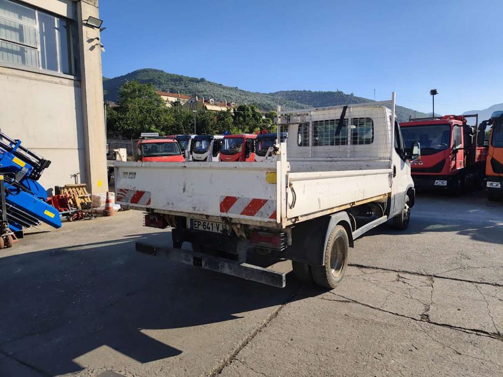 Iveco DAILY 35-120 Foto 28