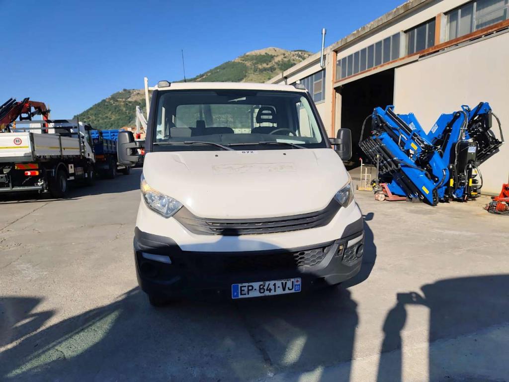 Iveco DAILY 35-120 Foto 30