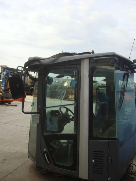 Cabina per Hitachi ZW220-ZW250-ZW310 Foto 6