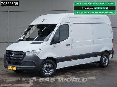 Mercedes Sprinter 311 CDI L2H2 Airco Cruise MBUX CarPlay Euro6 L2 12m3 Airco Cruise control in vendita da BAS World B.V.