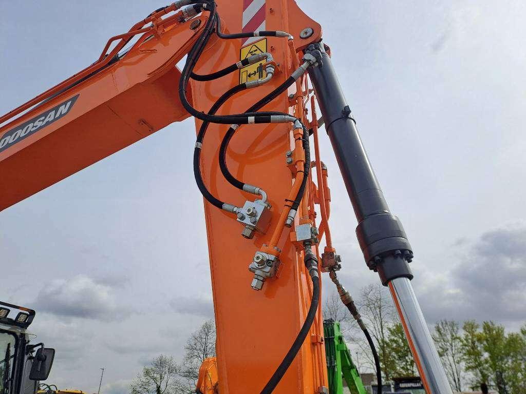 Develon DX 160 W-7 Foto 9