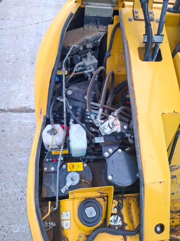 Komatsu PC 88 MR-8 Foto 11