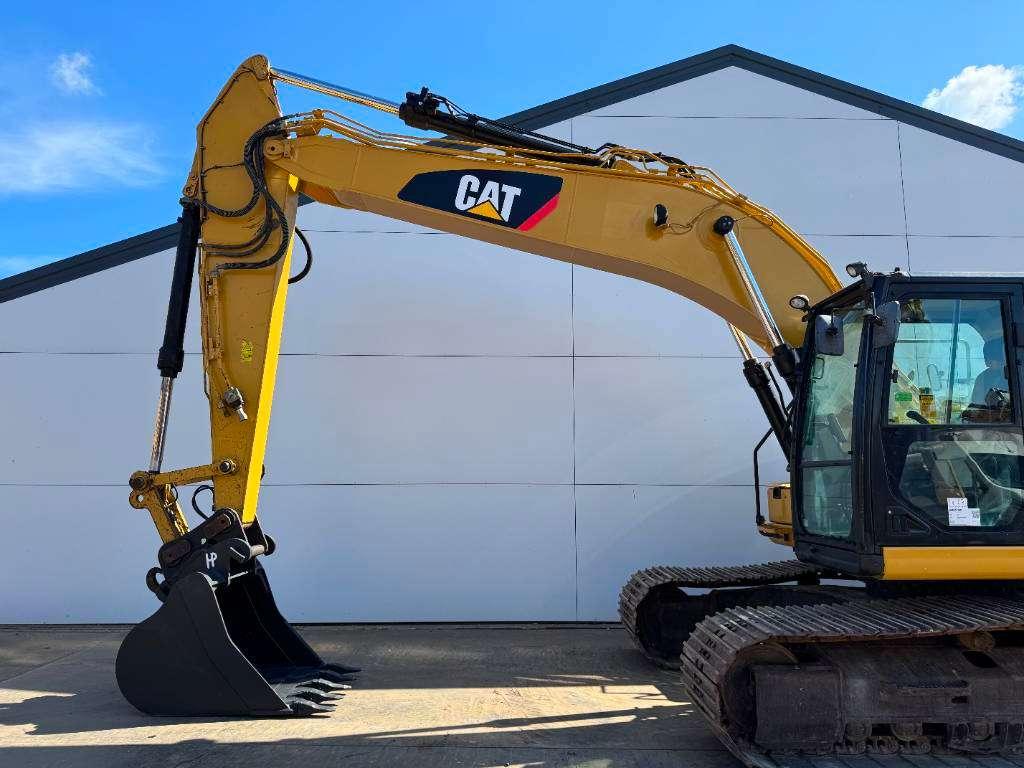 Caterpillar 320FL - Automatic Greasing / Camera Foto 13