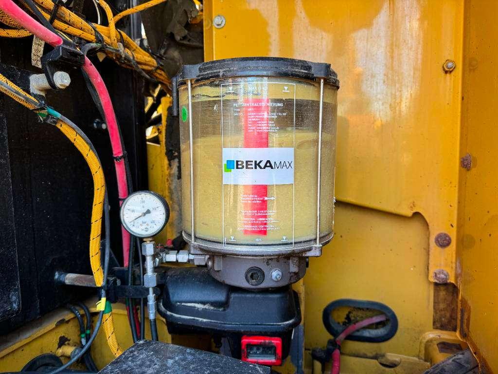 Caterpillar 320FL - Automatic Greasing / Camera Foto 25