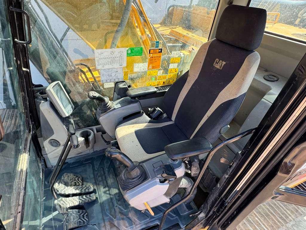 Caterpillar 320FL - Automatic Greasing / Camera Foto 8