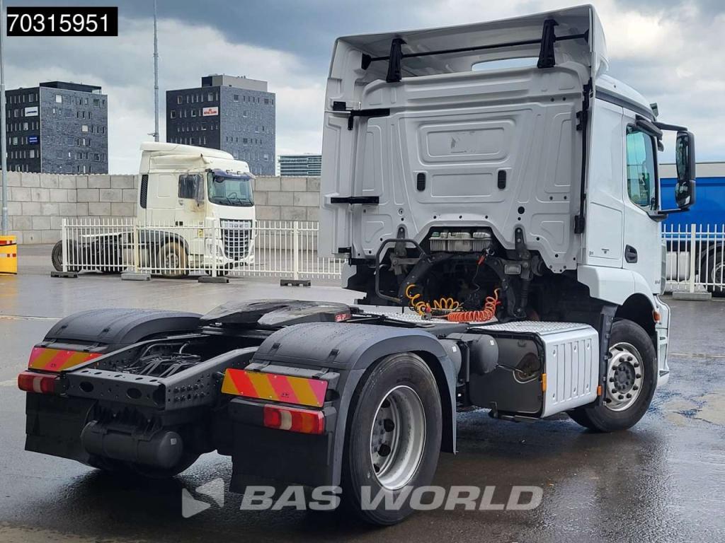 Mercedes-Benz Actros 1843 4X2 ClassicSpace Retarder Foto 28
