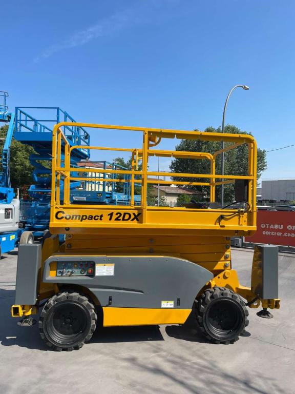 Haulotte Compact 12DX Foto 3