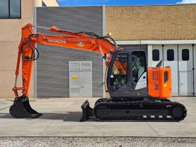 Hitachi ZX 135US-5B