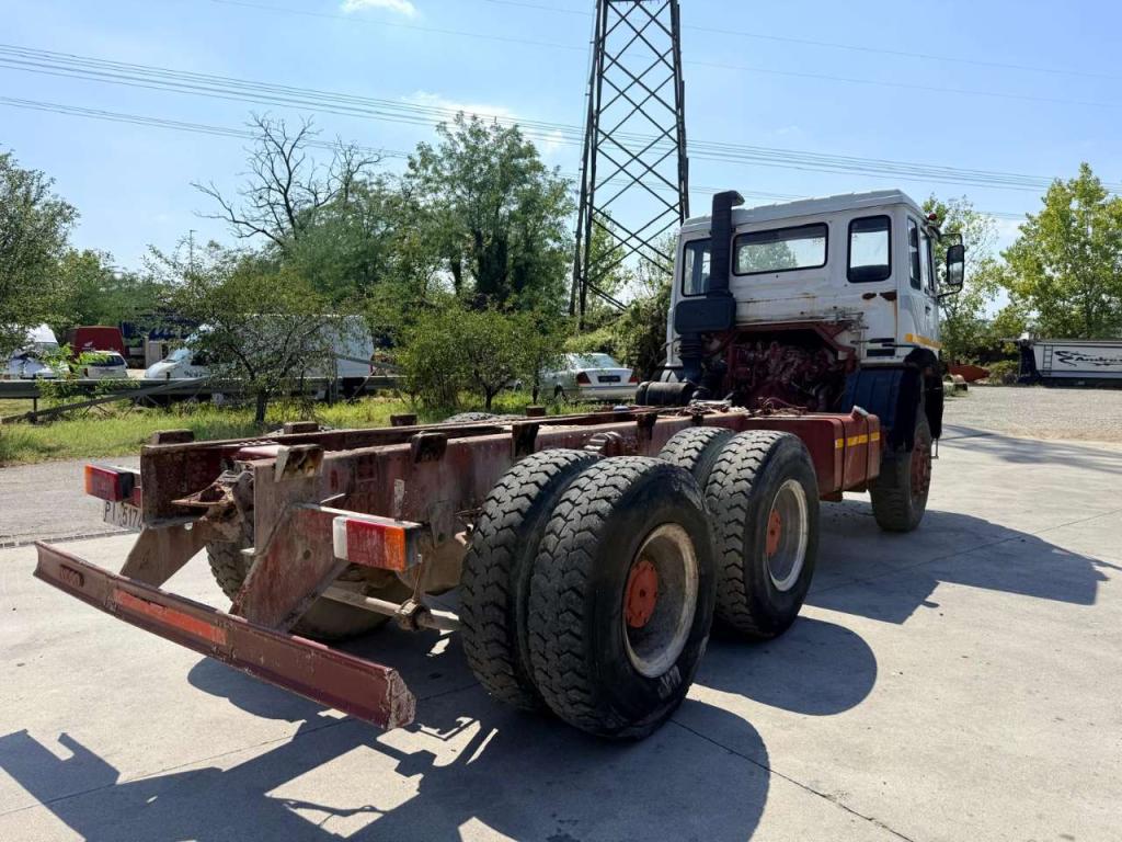 Fiat Iveco 330 35 Foto 3