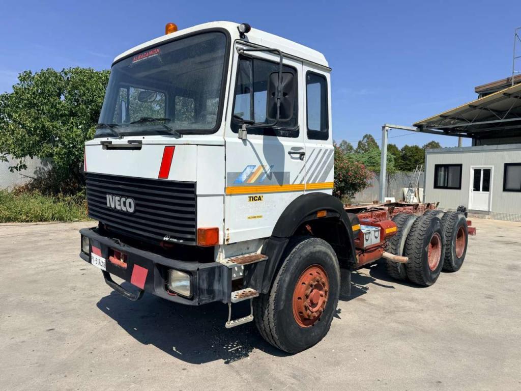Fiat Iveco 330 35 Foto 4