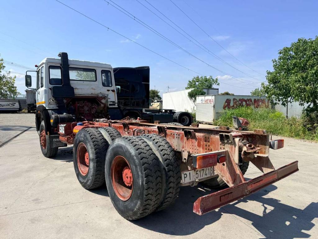 Fiat Iveco 330 35 Foto 7
