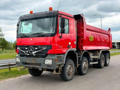Mercedes-Benz 4144 8x8 Meiller kipper in vendita da Big Machinery