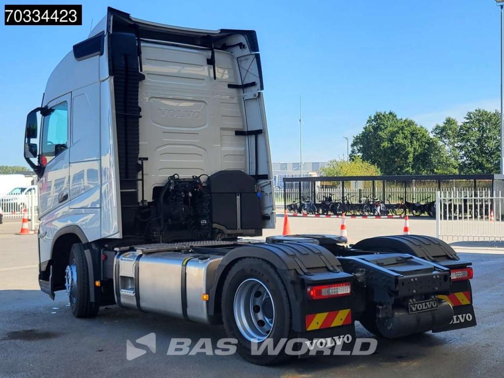 Volvo FH 460 4X2 Retarder 2x Tanks New Tyres! Foto 2