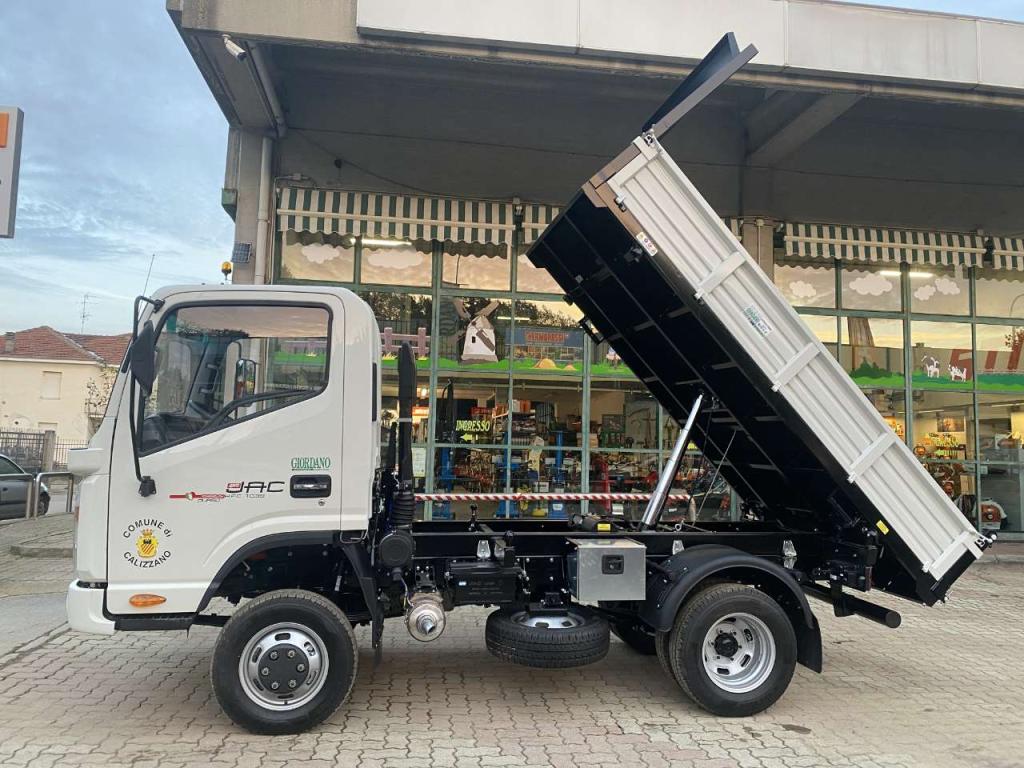 Durso TRANSPORTER AGRICOLO JAC 65 HFC 1035 4WD Foto 4