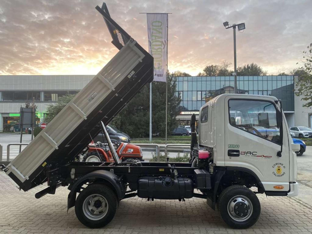 Durso TRANSPORTER AGRICOLO JAC 65 HFC 1035 4WD Foto 5