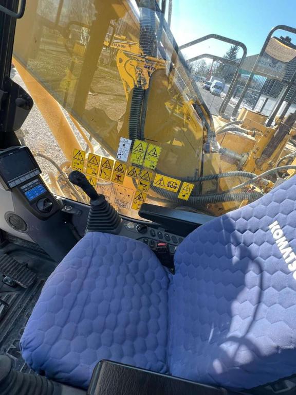 Komatsu PC210LCi-11 Foto 10