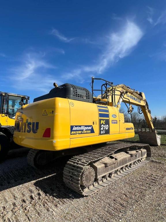 Komatsu PC210LCi-11 Foto 4