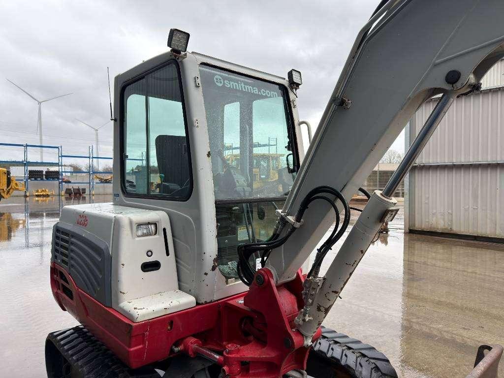 Takeuchi TB235 Foto 17