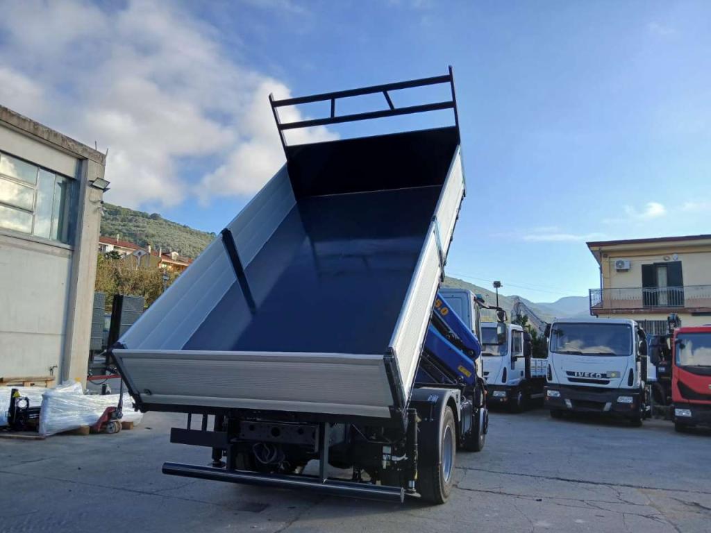 Iveco EUROCARGO 180-320L Foto 14