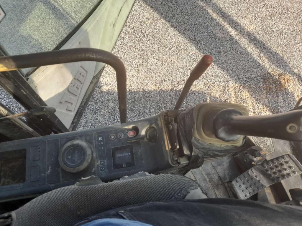 JCB JS 220 Foto 19