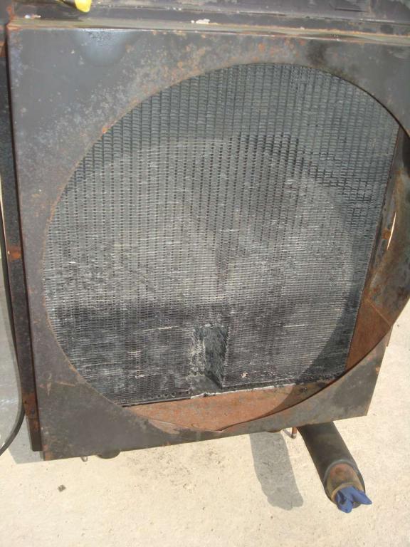 Radiatore acqua per per Muletto Mecalac 8CXI Foto 3