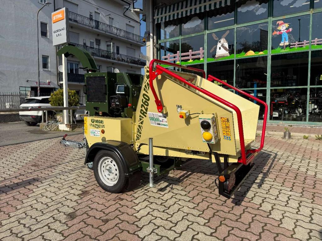 Negri R 260 - CARRELLATO STRADALE - MOTORE KUBOTA - CATENARIA DENTATA Foto 3